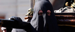 Toscana, macabra iniziativa sindacale contro l’apertura dei negozi