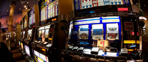 Gioco d’azzardo: basta a nuove slot, più tasse e niente pubblicità di giorno