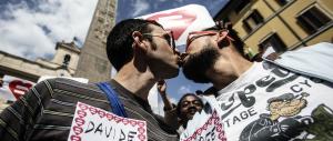 Ultima beffa dalla Ue: l’Italia deve risarcire le coppie gay e fare le unioni civili