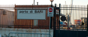 Allarme Isis al Porto di Bari, ma la polizia viene dirottata all’Expò…