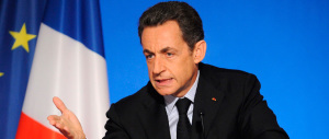 Sarkozy vuole cambiare il nome del partito. Ed è travolto dalle critiche