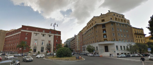 Atti osceni di fronte a due ragazze, assolto perché “malato di sesso”
