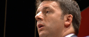 Renzi a Trento rompe il silenzio elettorale. Sul web spunta #matteostaiacasa