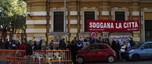 Persino la rossa San Lorenzo contro i migranti: «Qui non li vogliamo»