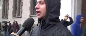 «Lo rifarei, volevo spaccare tutto». Parla il black bloc in erba (video)