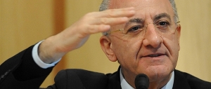 De Luca, slitta ancora la decisione sulla Severino: la Campania resta in bilico