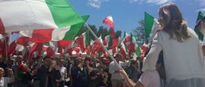 Orgoglio nazionale e rabbia per i marò al “24 maggio” della Fondazione An