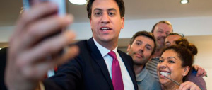 Londra, il Labour sotto shock cerca un leader. Ma per ora cadono solo teste