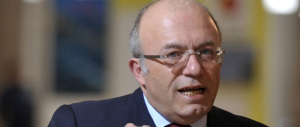 Storace attacca il pd Di Stefano: corre a votare l’Italicum inseguito dai pm