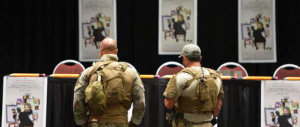 Usa, vignette su Maometto, spari a un evento satirico: uccisi i due terroristi