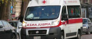 Roma, madre accoltellata dal figlio 13enne. La donna era ubriaca