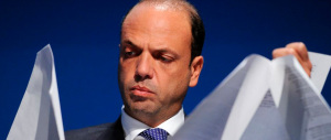 Alfano è il vero punto debole di Renzi in un governo pieno di guai giudiziari