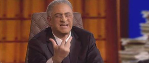 Crozza governatore al posto di De Luca. La folle idea impazza sul web