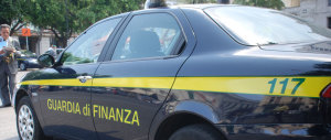 Assenteismo a Manfredonia, timbravano e andavano a spasso: beccati in 22