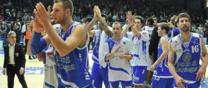 Basket, le mani di Renzi anche sulla storica vittoria di Sassari. “Vi premio io”