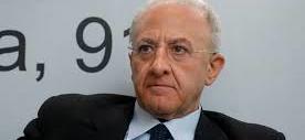 Diffida ufficiale per De Luca. Il centrodestra: va sospeso, si applichi la Severino