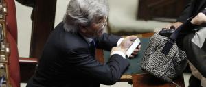 Antonio Razzi va con il Pd? «Dormite tranquilli, io non tradisco Berlusconi»