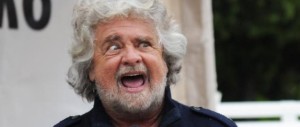I risultati del M5s? Li spiega Beppe Grillo: «Il primo grazie va a De Luca»