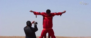 Nuovo video “horror” dell’Isis: crocifisso prima dell’amputazione degli arti