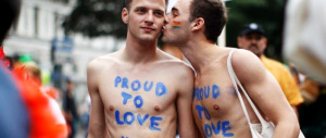 Eurogay: il parlamento di Strasburgo impone le “famiglie omosessuali”