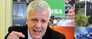 Il ministro Galletti “richiama” i media: «Mi telefonate solo per le disgrazie»