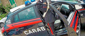 Rapina in casa finita in tragedia: un uomo sorprende il ladro e viene ucciso