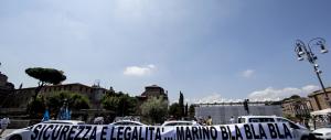 A Roma anche i taxi contro Marino: in corteo per chiedere più sicurezza