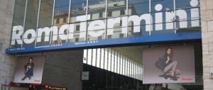 Roma, a Termini spuntano anche gli autobus “di linea” abusivi