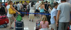 Caos Fiumicino, Enac a Vueling: basta disagi o niente più voli in Italia