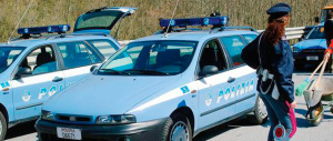 Emiro sbaglia strada, finisce sull’A14 e si becca pure la multa