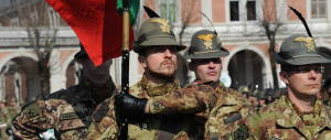 La Chiesa del “politicamente corretto” se la prende anche con gli alpini