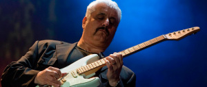 Pino Daniele, non è tutto chiaro: giallo sulle 18 telefonate prima del decesso