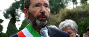 Le ridicole scuse di Marino: «Torno negli Usa per il bene di Roma…»