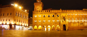 Bologna, anziana aggredita, rapinata e derisa da baby gang