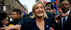 Sinistra francese sotto choc: “Marine Le Pen ci annienta, uniamoci a Sarkozy”