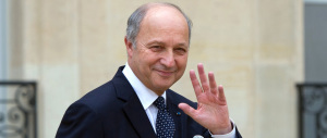 Altro schiaffo a Renzi: l’Italia esclusa dal vertice di Parigi sui migranti