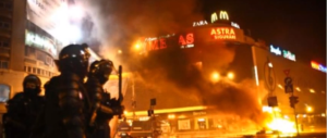 Strage in Romania: 27 morti tra cui un’italiana in un incendio in discoteca (VIDEO)
