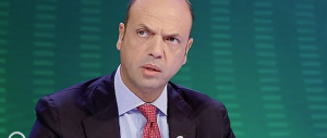 Alfano: «Nessun migrante ha l’Ebola». E subito spunta un caso a Genova