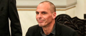 Varoufakis «conferenziere strapagato». Stampa ellenica contro l’ex ministro
