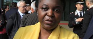 Cittadinanza facile, brinda la Kyenge: «Gli immigrati saranno tutti italiani»