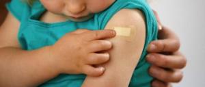 Vaccini in calo, è allarme: molte madri si fidano più di Google che del medico