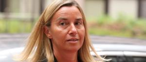 Mogherini: «Non offendiamoci se non ci invitano ai vertici». Tanto c’è lei…