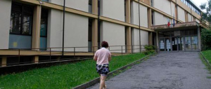 Varese, studentesse musulmane escono dall’aula per non fare il minuto di silenzio