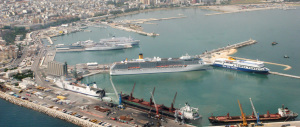 Terrorismo: indagini di Digos, Ros e Dda su alcuni transiti sospetti al porto di Bari