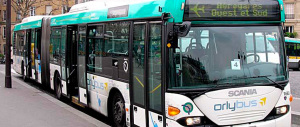 Parigi, le indagini: uno dei kamikaze era un conducente di autobus