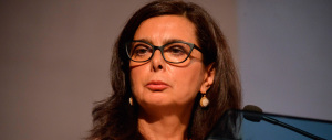 Boldrini contro Le Pen: «Disgrega l’Ue». Va in scena l’isteria della sinistra