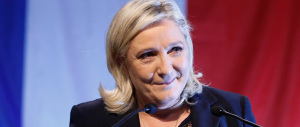 Marine Le Pen esulta: “Gli italiani hanno ripudiato Renzi e L’Ue”.