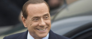 Berlusconi dimesso dal San Raffaele: «Sta benissimo, è già al lavoro»