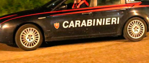 Bulla a 14 anni, schiaffi e minacce alla compagna: «Inginocchiati e chiedi scusa»