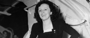 I cento anni di Edith Piaf: in mostra il “passerotto” con l’anima da rockstar